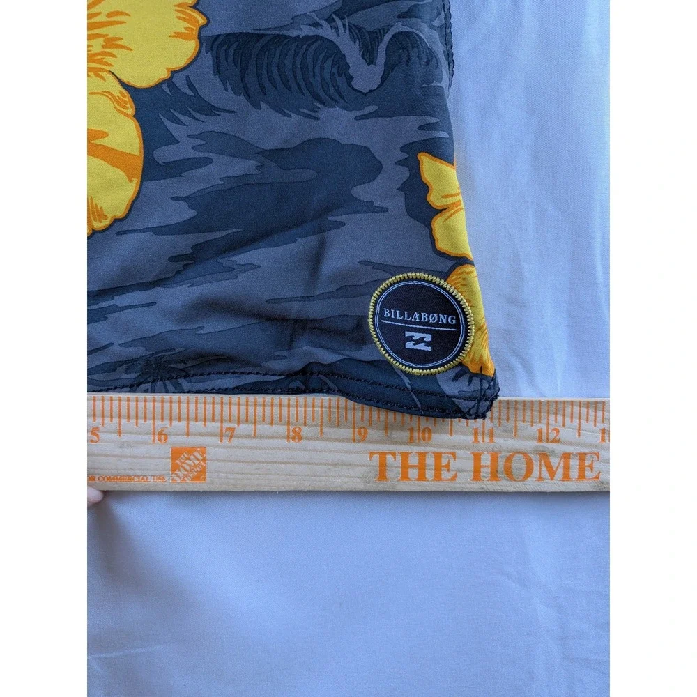 Billabong Board Shorts Mens 34‎ Gray Yellow Hibiscus Floral PX3 Platinum X